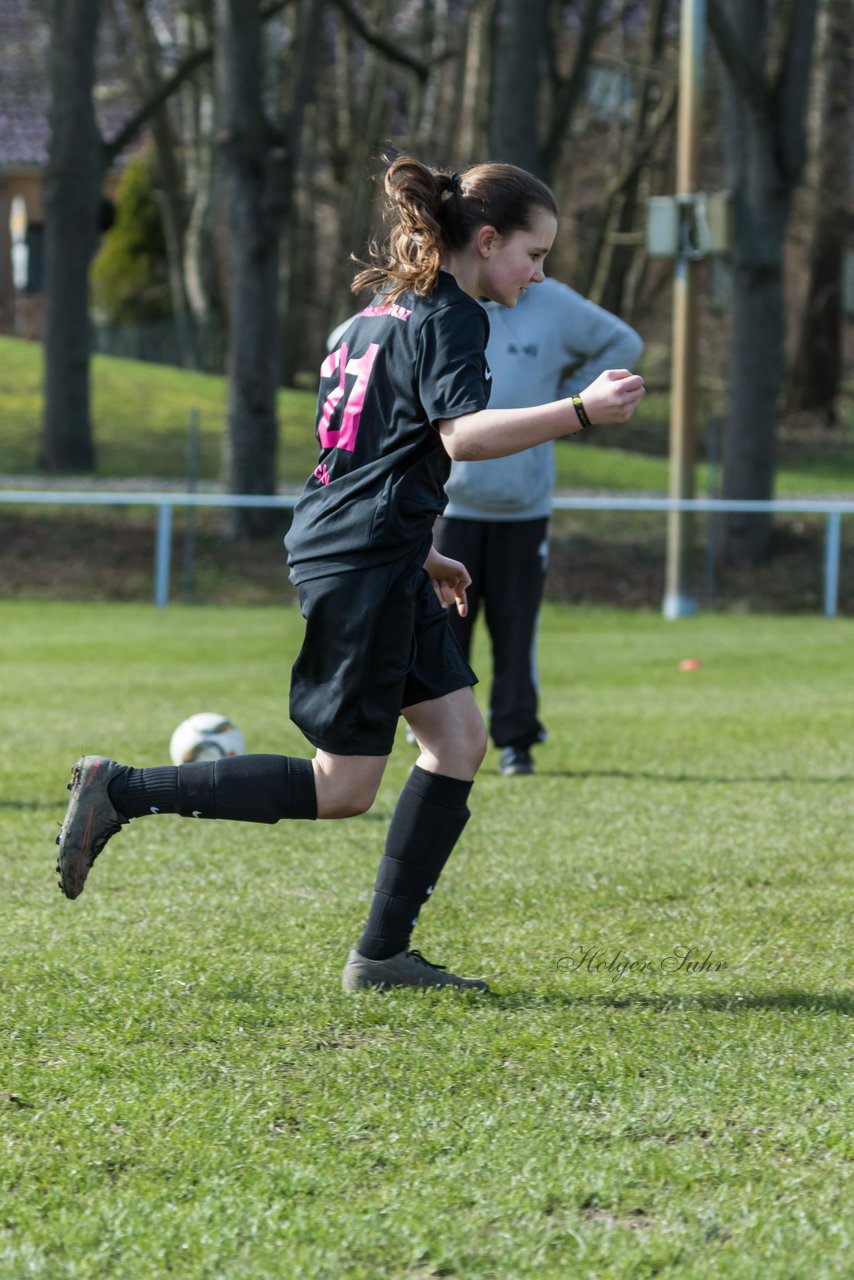 Bild 125 - C-Juniorinnen SV Steinhorst/Labenz - TSV Friedrichsberg-Busdorf : Ergebnis: 5:0